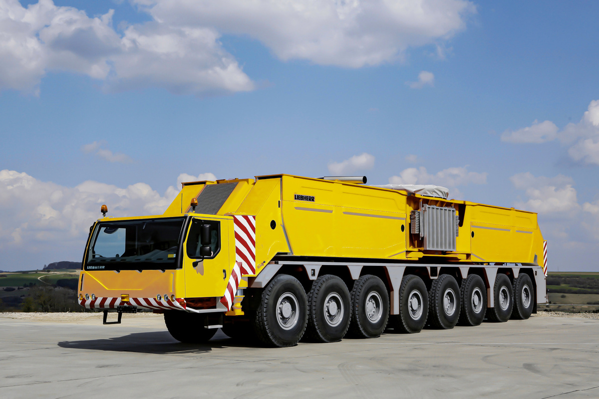 Lattice boom crane LG 1750 - Liebherr