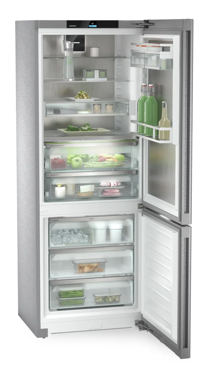 Image de produit, Perspective: Oblique ouvert décoré, Réf.-congel. avec BioFresh Professional. NoFrost, Couleur de l’habillage: Acier inox, Couleur de porte: Acier inox