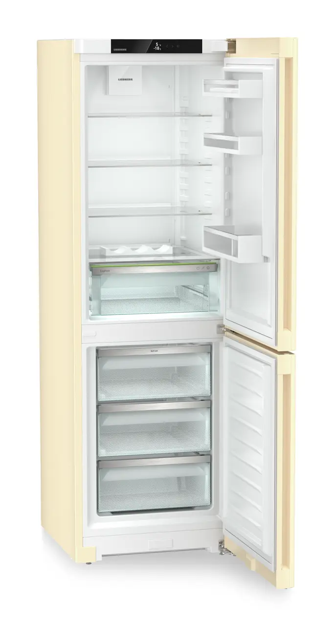 Product image, Perspective: oblique open empty, Combined fridge-freezer with EasyFresh and NoFrost, Casing colour: beige, Door colour: beige