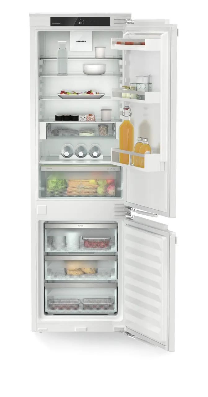 Product image, Perspective: straight open decorated, Integrable fridge-freezer with EasyFresh and NoFrost