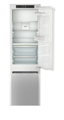 Produkt-Bild, Perspektive: gerade offen leer, Integrierbarer Kühlschrank mit Kellerfach und BioFresh