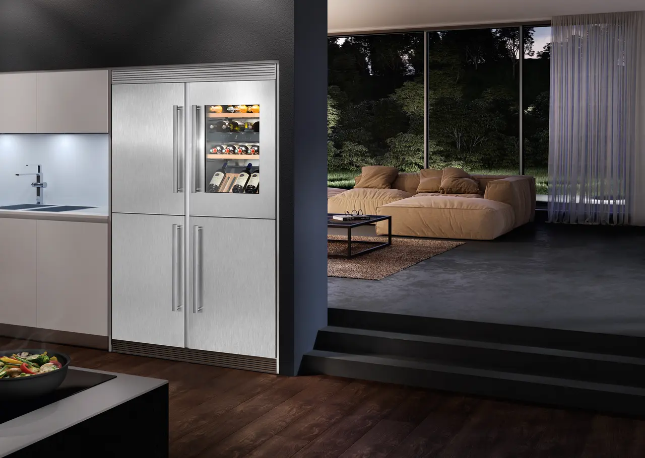 Product image, Perspective: milieu, Built-in multi-temperature wine cabinet, Casing colour: silver, Door colour: silver
