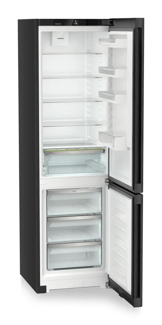 Produkt-Bild, Perspektive: schräg offen leer, Kühl-Gefrierkombination mit EasyFresh und NoFrost, Gehäusefarbe: Schwarz, Türfarbe: BlackSteel