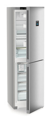 Product image, Perspective: oblique half-open empty, Combined fridge-freezers with EasyFresh and NoFrost, Casing colour: silver, Door colour: Steelfinish