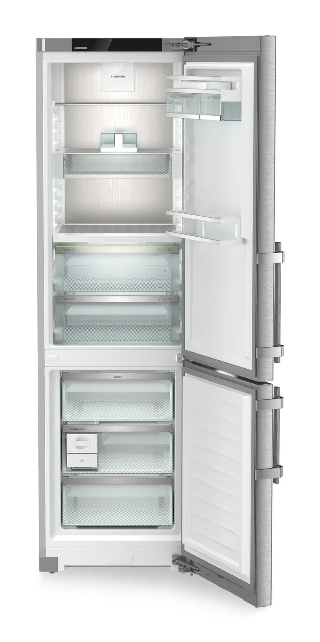 Product image, Perspective: straight open empty, Fridge-freezer with BioFresh and NoFrost, Casing colour: silver, Door colour: stainless steel