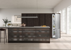 Produktbild, Perspektiv: Omgivning, Kyl-frys-kombination med EasyFresh och NoFrost, Färg på dörr: Rostfritt stål