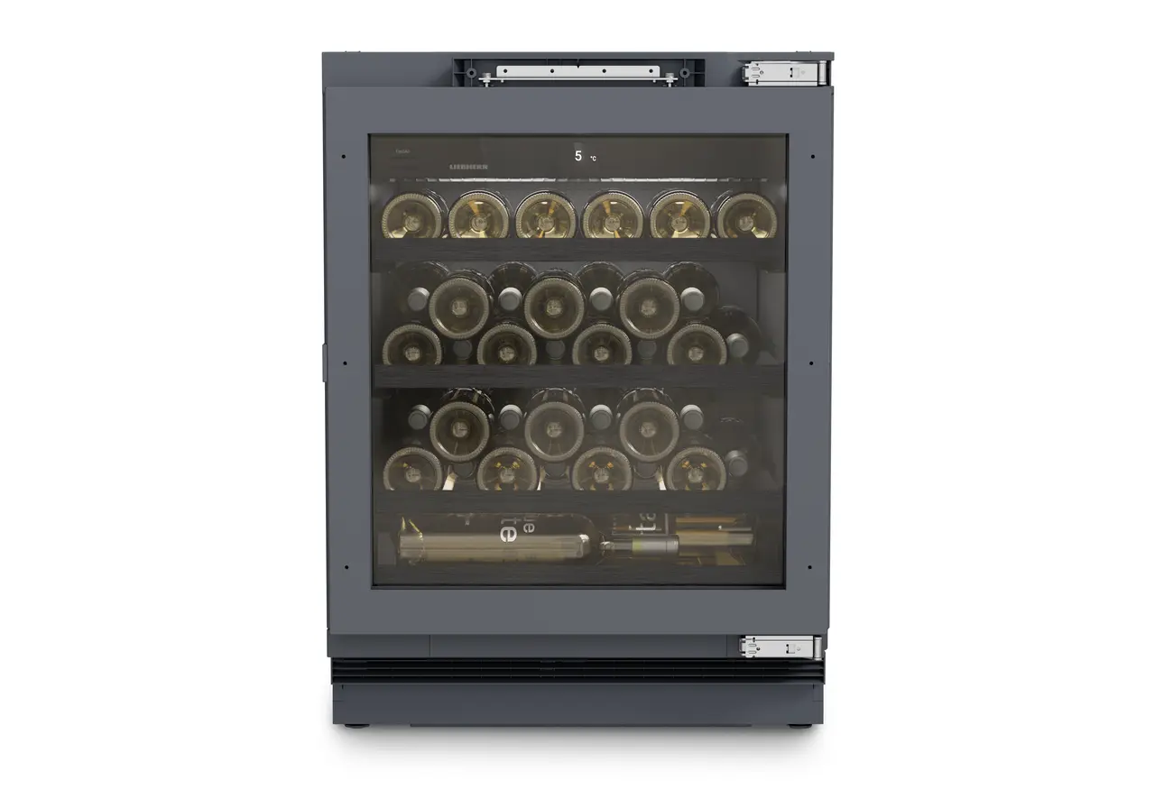 Изображение на продукта, Перспектива: Отпред, затворен, отворен с продукти, Хладилник за вино, подходящ за монтаж под плота, за темпериране на вино, Цвят на корпуса: Антрацит, Цвят на вратата: Антрацит