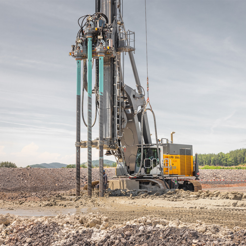 Piling and drilling rigs of the LRB series - Liebherr