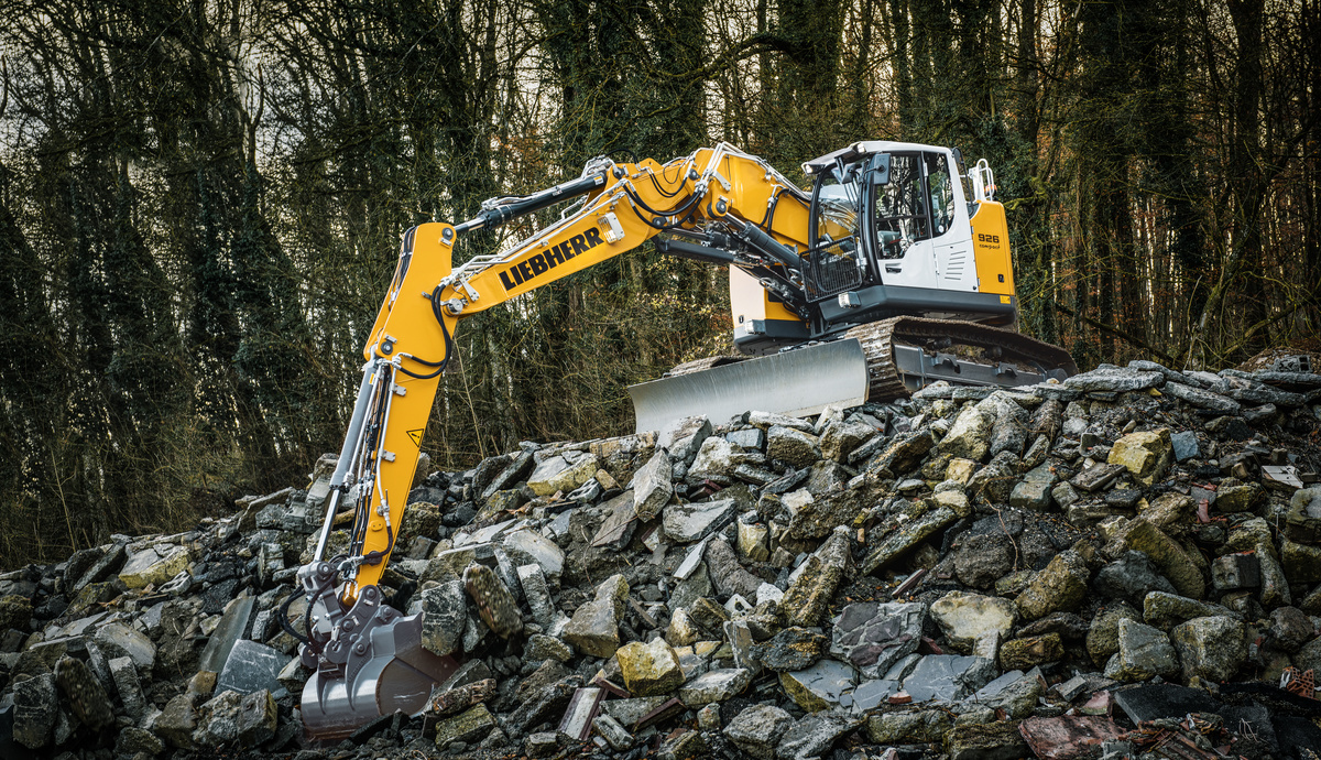 LIEBHERR R 926 COMPACT LİTRONİC