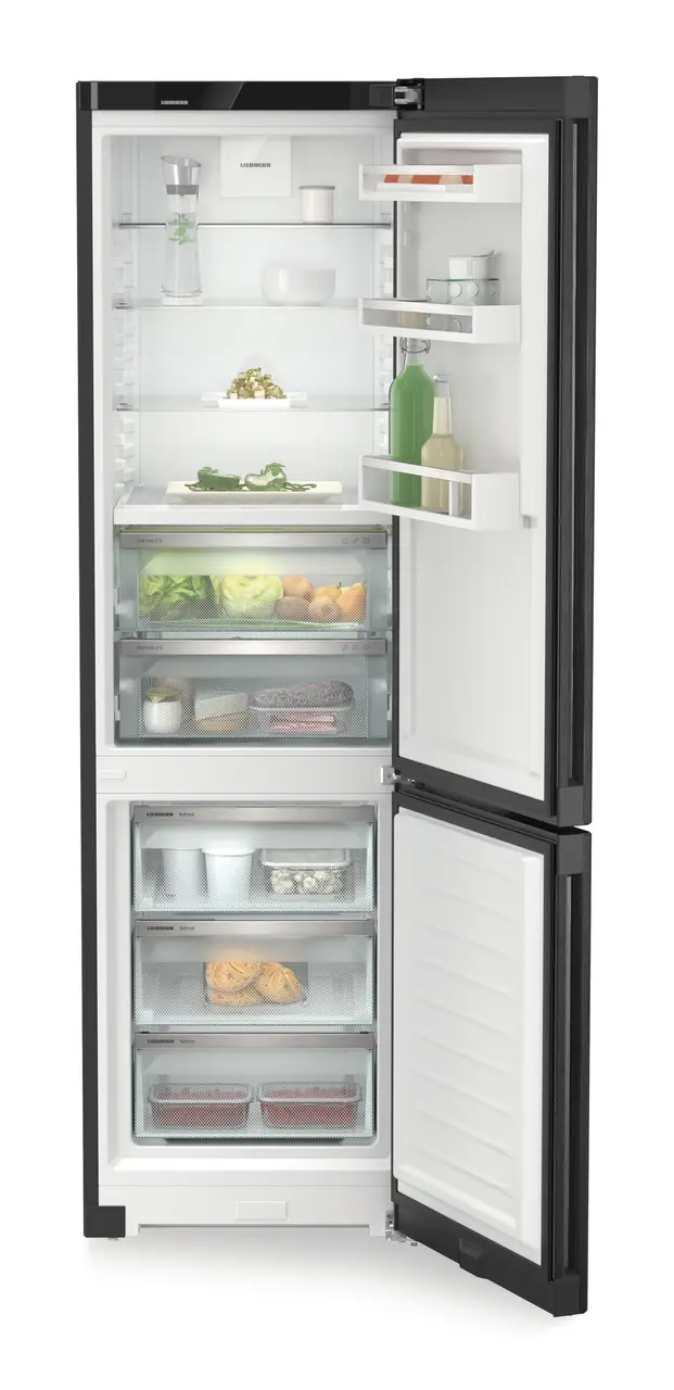 Product image, Perspective: straight open decorated, Fridge-freezer with BioFresh and NoFrost, Casing colour: black, Door colour: BlackSteel