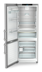 Product image, Perspective: straight open empty, Combined fridge-freezers with EasyFresh and NoFrost, Casing colour: silver, Door colour: stainless steel