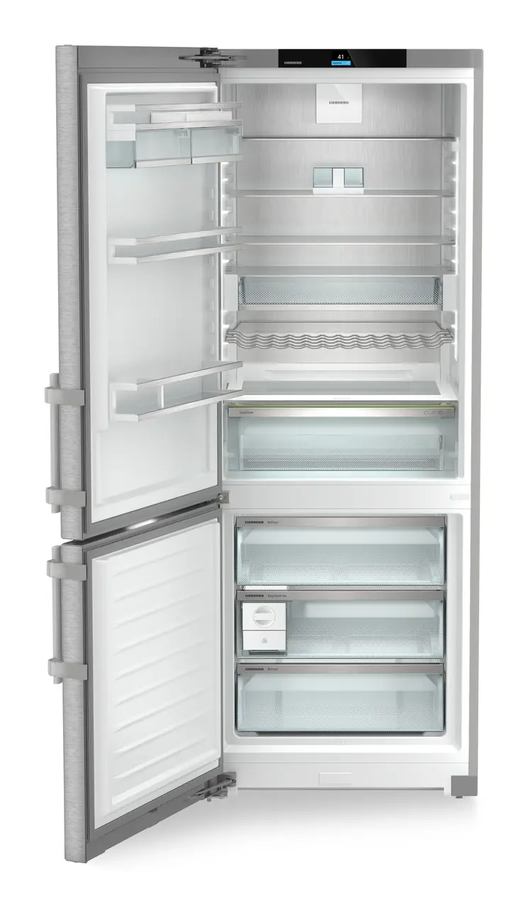 Product image, Perspective: straight open empty, Combined fridge-freezers with EasyFresh and NoFrost, Casing colour: silver, Door colour: stainless steel