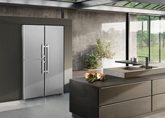 Product image, Perspective: milieu, Side-by-Side combination, Casing colour: stainless steel, Door colour: stainless steel