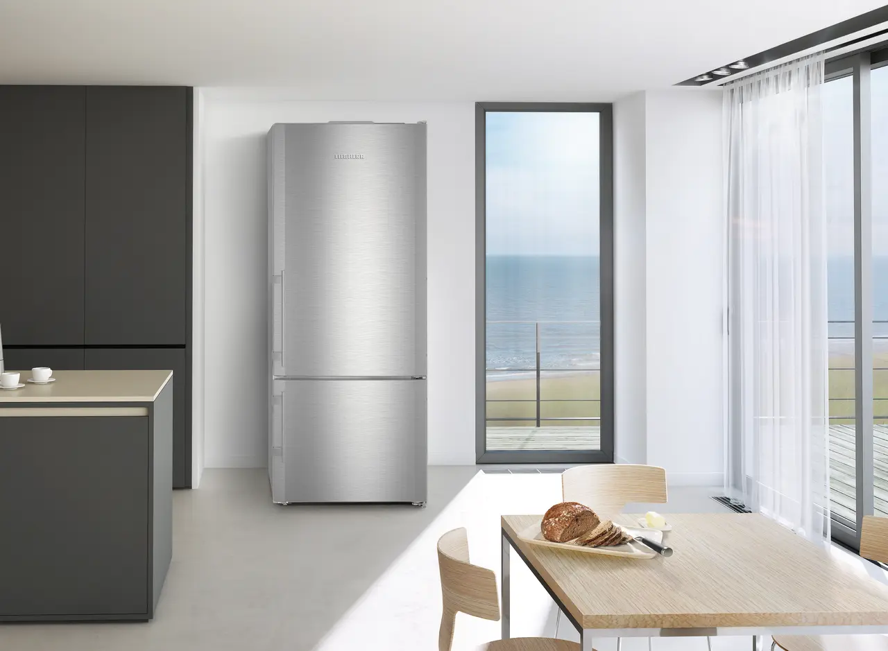 Product image, Perspective: milieu, Fridge-freezer with NoFrost, Casing colour: silver, Door colour: stainless steel