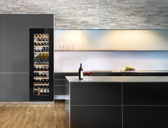 Product image, Perspective: milieu, Built-in multi-temperature wine cabinet, Casing colour: silver, Door colour: GlassBlack