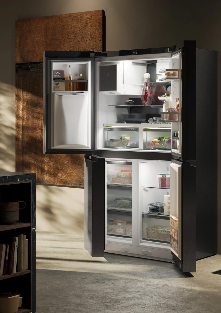 Termékkép, Perspektíva: Környezet, 4 ajtós francia ajtós hűtő-fagyasztó víz- és jégkocka adagolóval