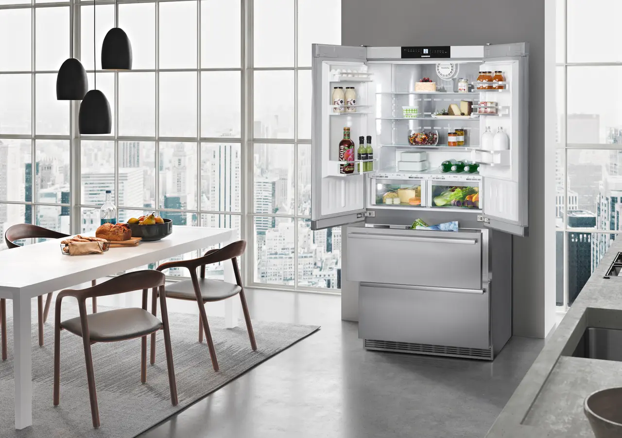 Product image, Perspective: milieu, Fridge-freezer with BioFresh and NoFrost, Casing colour: stainless steel, Door colour: stainless steel