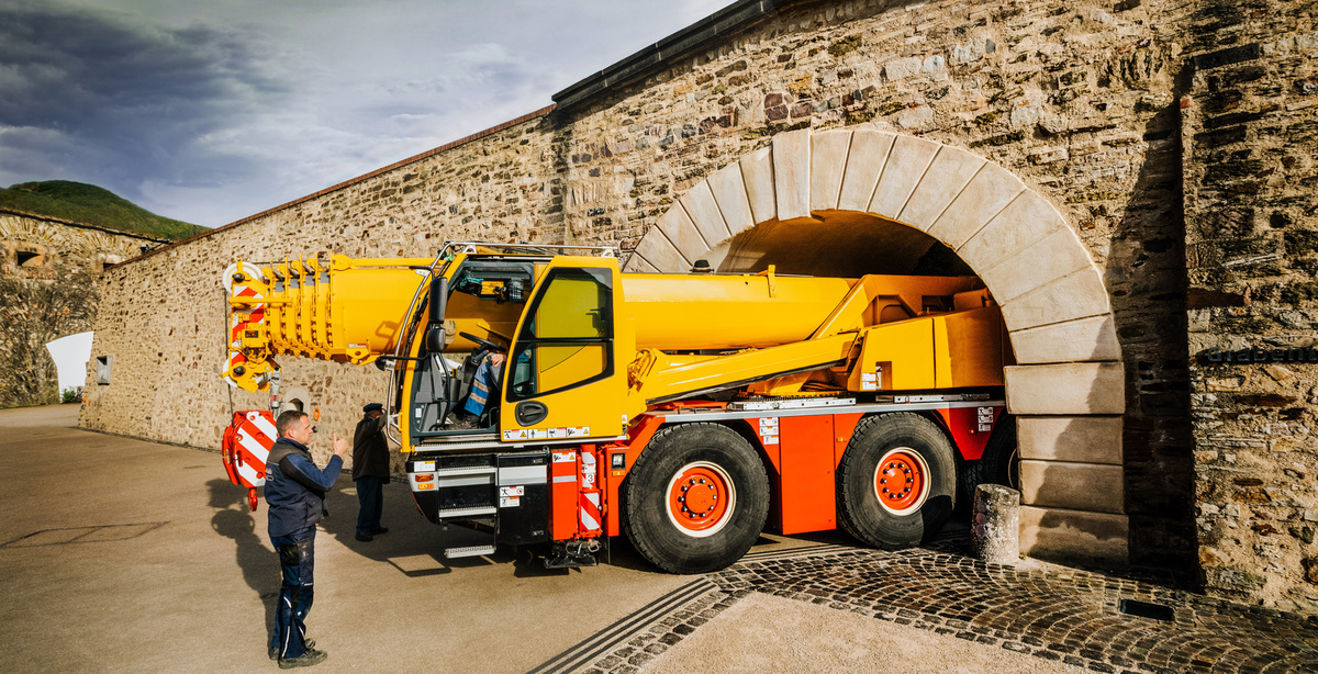 【ジャンク】LIEBHERR モバイルクレーン LTM 1050-3.1 Mobile crane LTM 1050-3.1 - Liebherr