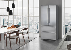 Product image, Perspective: milieu, Fridge-freezer with BioFresh and NoFrost, Casing colour: stainless steel, Door colour: stainless steel