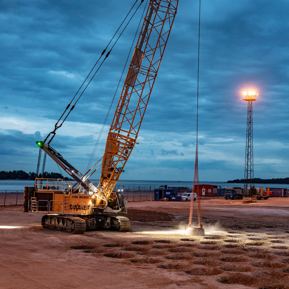 HS8130.1 デューティーサイクルクローラークレーン(HSシリーズ) - Liebherr