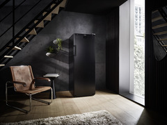 Product image, Perspective: milieu, Wine storage cabinet, Casing colour: black, Door colour: black