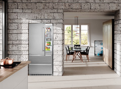 Product image, Perspective: milieu, Fridge-freezer with NoFrost, Casing colour: stainless steel, Door colour: stainless steel