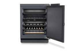 Termékkép, Perspektíva: Egyenes nyitott üres, Borhűtőszekrény, amely alkalmas pult alá történő beépítésre a borok temperálásához, Készülékház színe: Antracit, Ajtó színe: Antracit