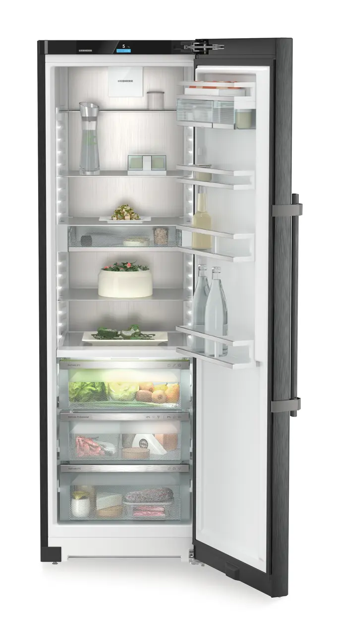 Product image, Perspective: straight open decorated, Freestanding refrigerator with BioFresh Professional, Casing colour: BlackSteel, Door colour: BlackSteel