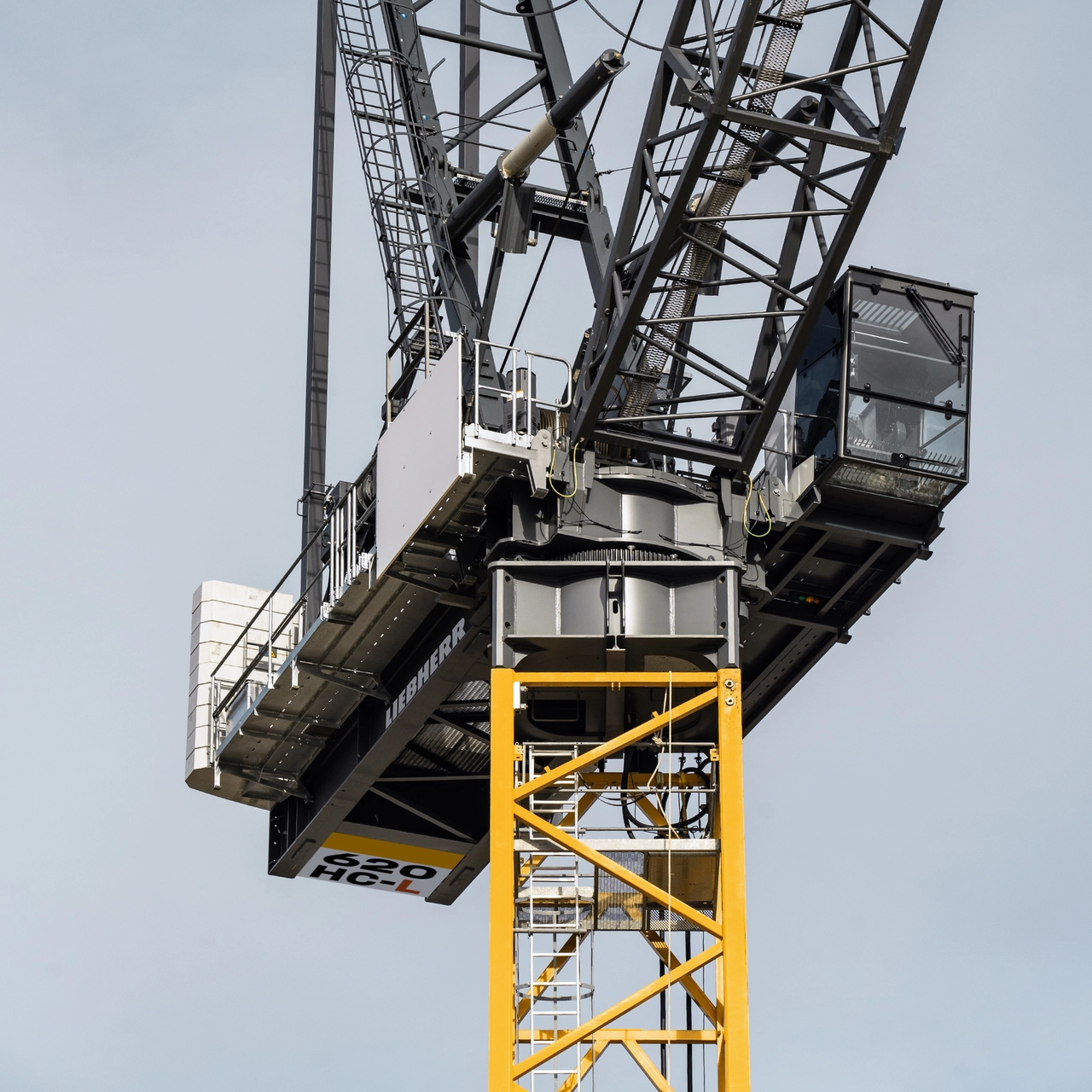 Liebherr Luffing Crane 620 HC-L