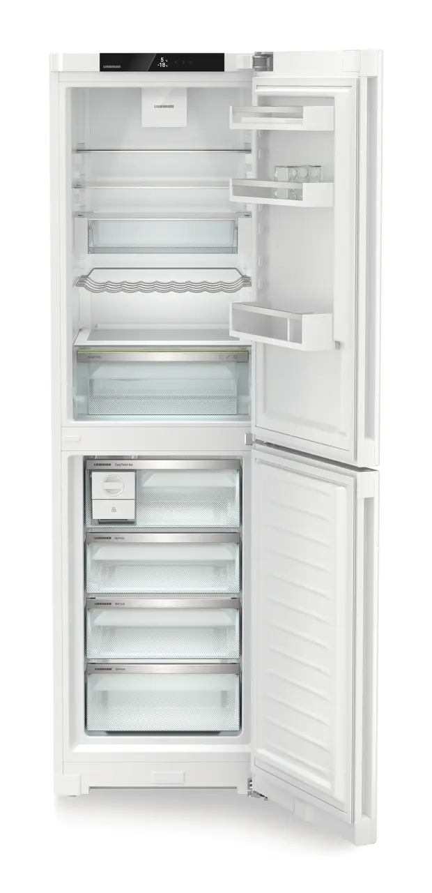 Product image, Perspective: straight open empty, Combined fridge-freezers with EasyFresh and NoFrost, Casing colour: white, Door colour: white