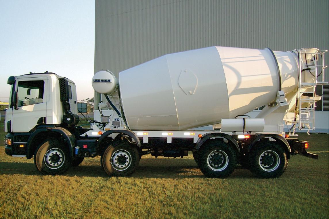 HTM 904 Betoneira hidráulica sobre caminhão - Liebherr