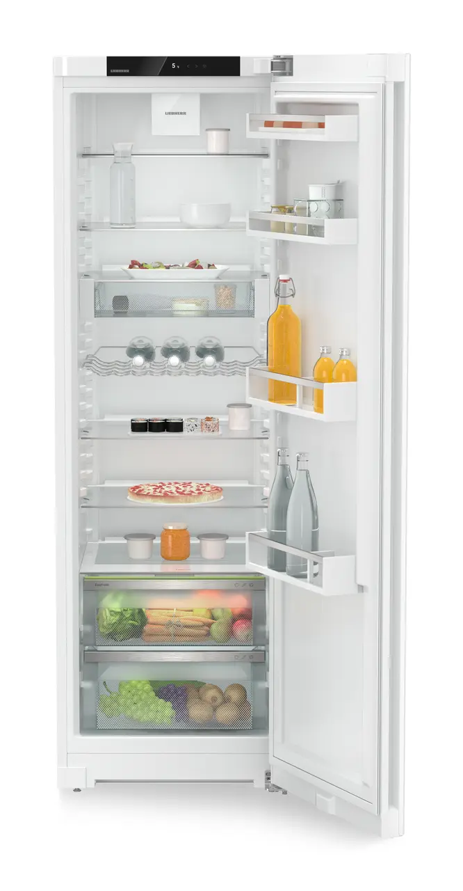 Product image, Perspective: straight open decorated, Freestanding fridge with EasyFresh, Casing colour: white, Door colour: white