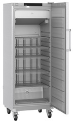 Product image, Perspective: oblique open empty, Freestanding freezer with NoFrost, Casing colour: stainless steel, Door colour: stainless steel