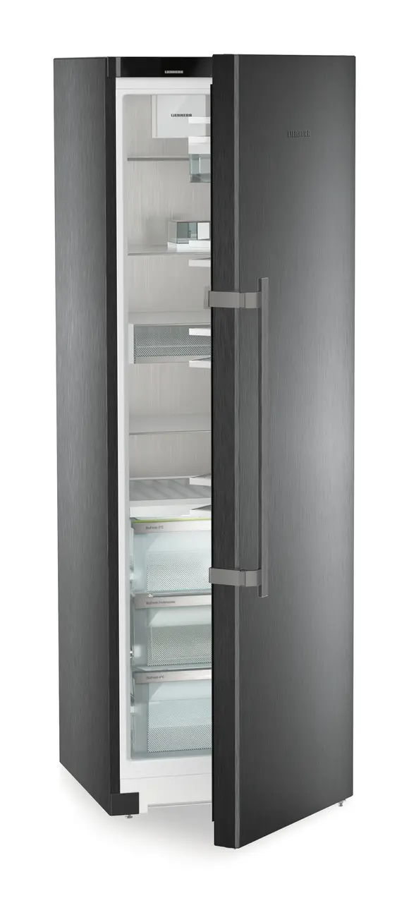 Product image, Perspective: oblique half-open empty, Freestanding refrigerator with BioFresh Professional, Casing colour: BlackSteel, Door colour: BlackSteel