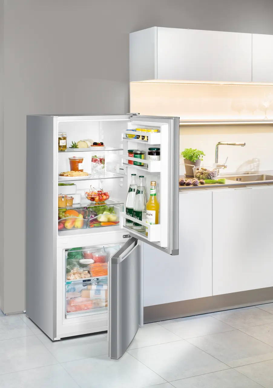 Produkt-Bild, Perspektive: Milieu, Kühl-Gefrier-Automat mit SmartFrost, Gehäusefarbe: Silver, Türfarbe: Edelstahllook