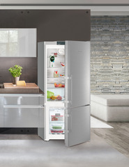 Image de produit, Perspective: Environnement, Combiné réfrigérateur-congélateur avec NoFrost, Couleur de porte: acier inox