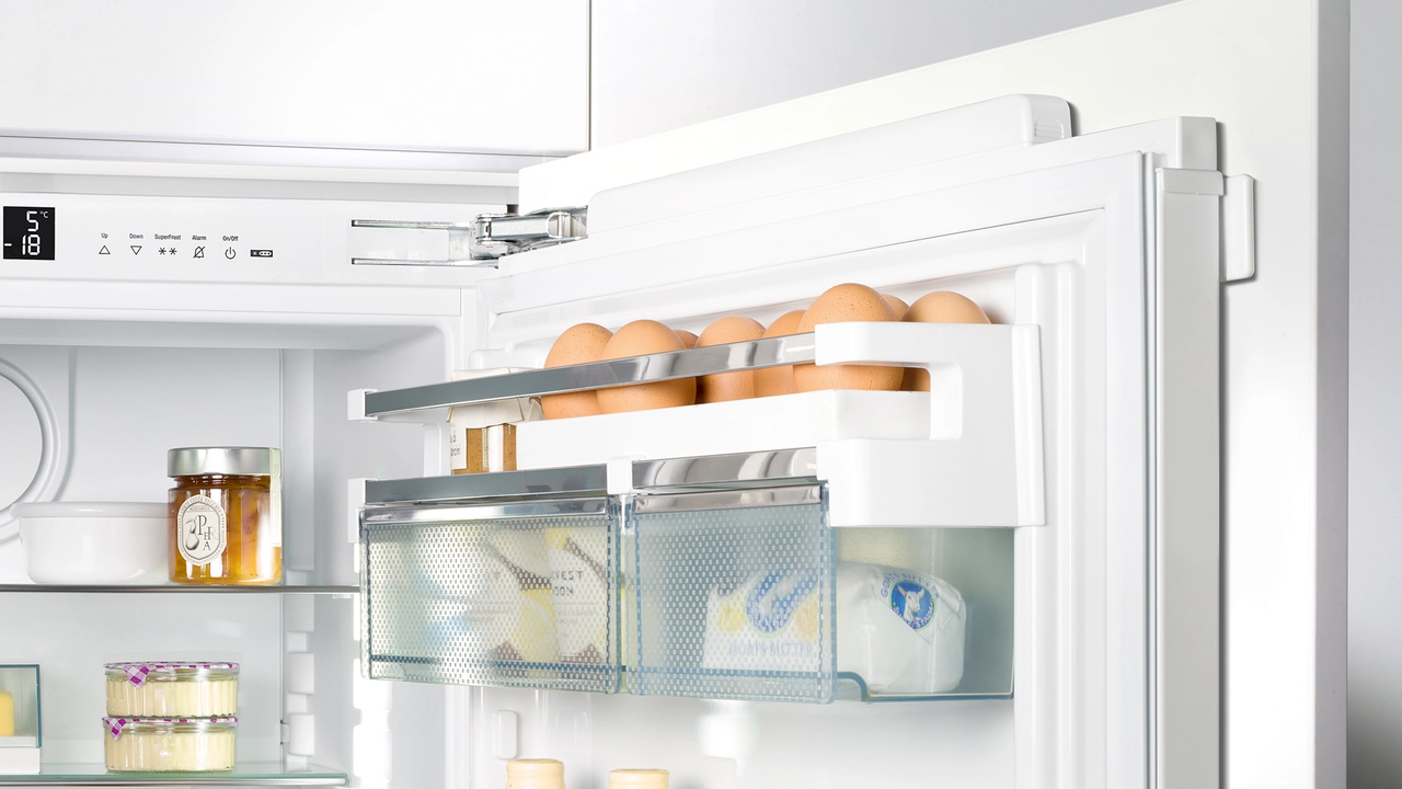 モデルルーム展示品 リープヘル ビルトイン 冷蔵庫 SUIK 1510 141L リープヘル LIEBHERR/冷蔵庫、ビルトイン冷蔵庫/インタックSPS