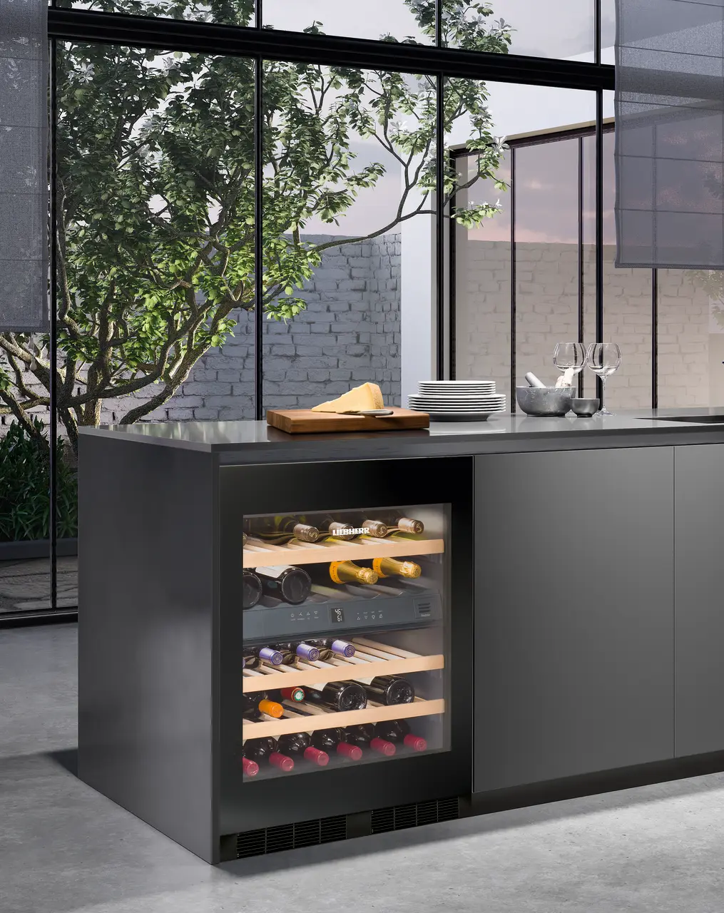 Product image, Perspective: milieu, Built-under multi-temperature wine cabinet, Casing colour: silver, Door colour: GlassBlack