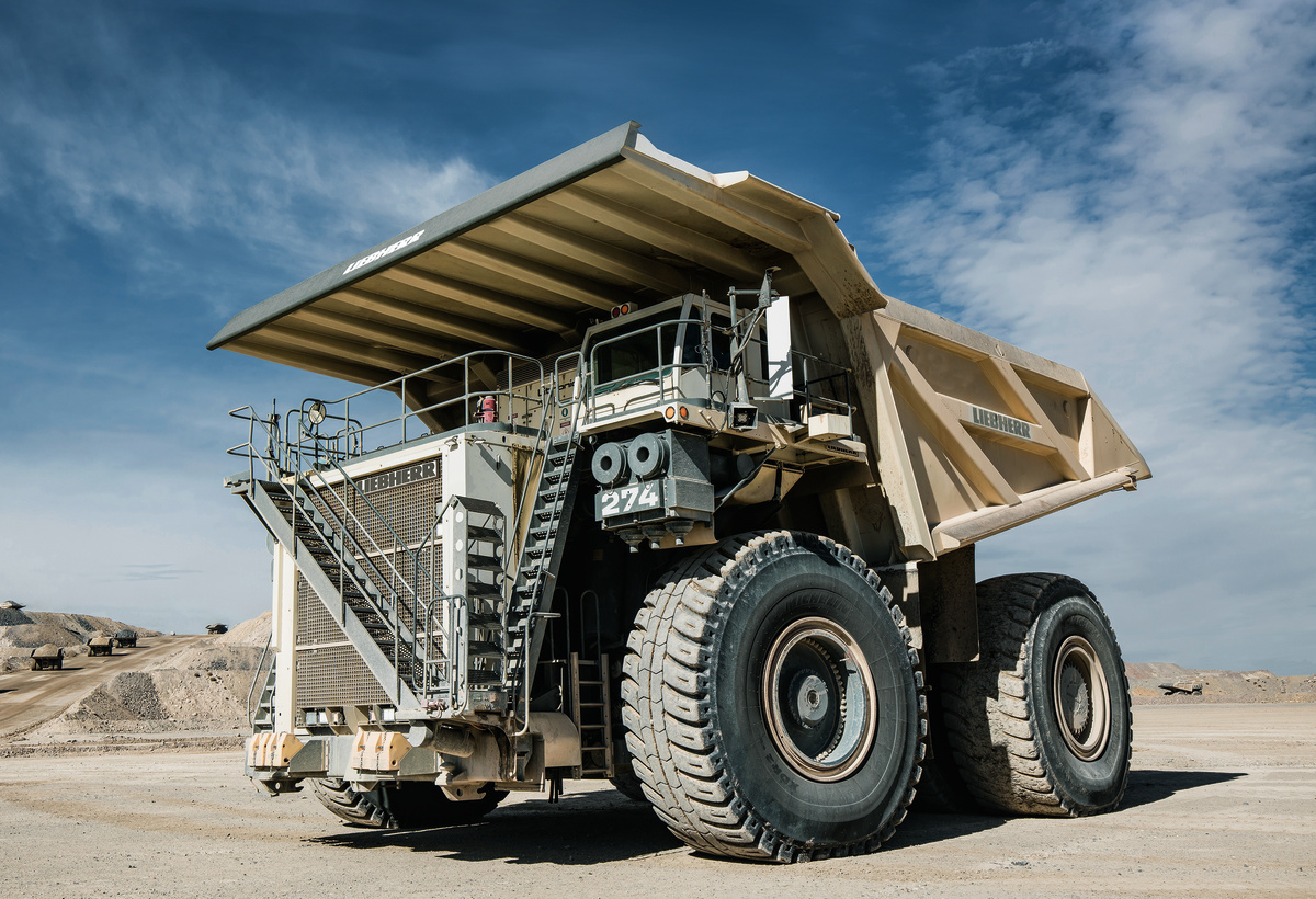 Mining trucks - Liebherr