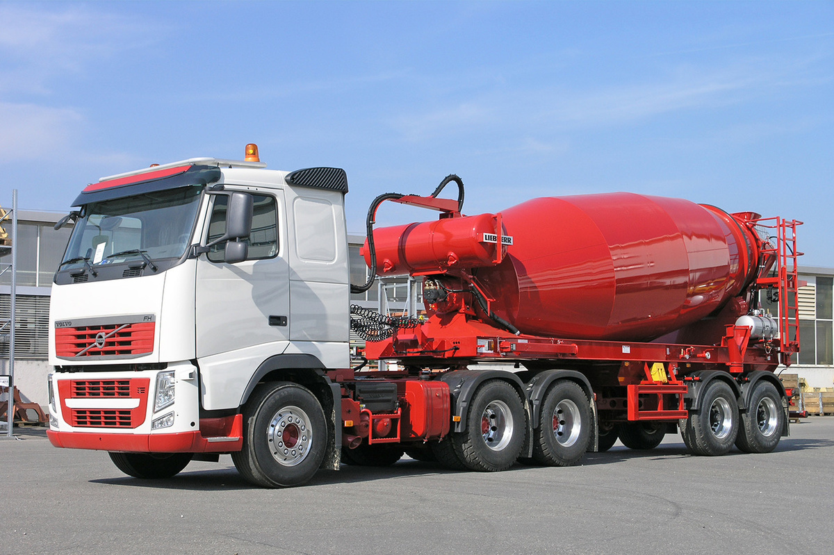 Truck mixers HTM with hydraulic drum drive - Liebherr