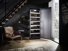 Product image, Perspective: milieu, Wine storage cabinet, Casing colour: black, Door colour: black