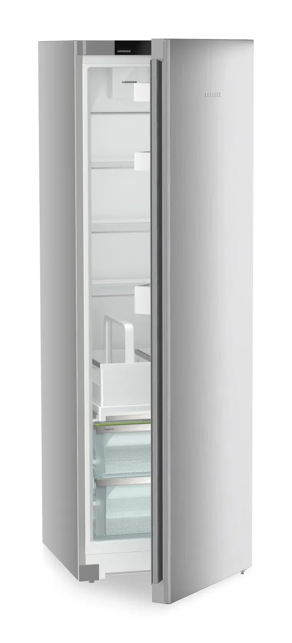 Produkt-Bild, Perspektive: schräg halb offen leer, Standkühlschrank mit EasyFresh, Gehäusefarbe: Silver, Türfarbe: Steelfinish