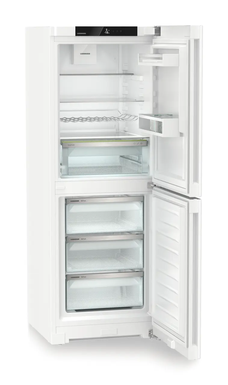 Product image, Perspective: oblique open empty, Combined fridge-freezers with EasyFresh and NoFrost, Casing colour: white, Door colour: white