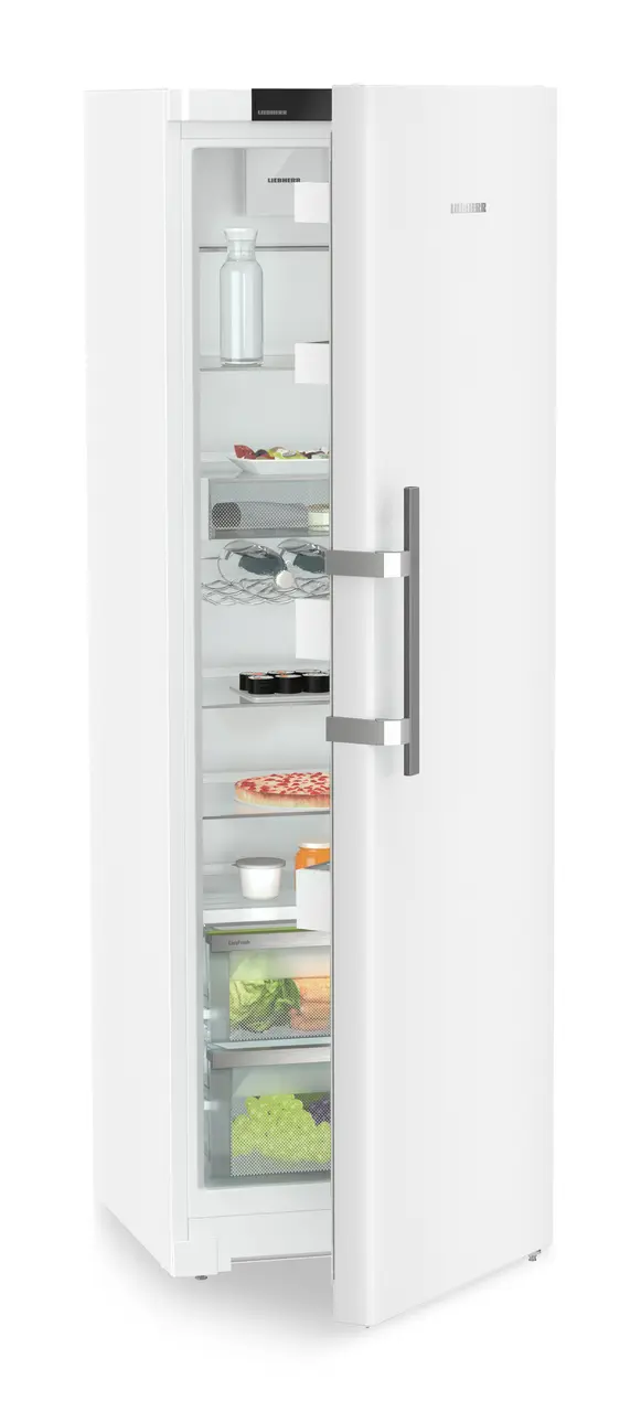 Изображение продукции, Перспектива: Под углом, с полуоткрытой дверцей, с продуктами, Холодильный шкаф с EasyFresh, Цвет корпуса: белый, Цвет дверцы: белый