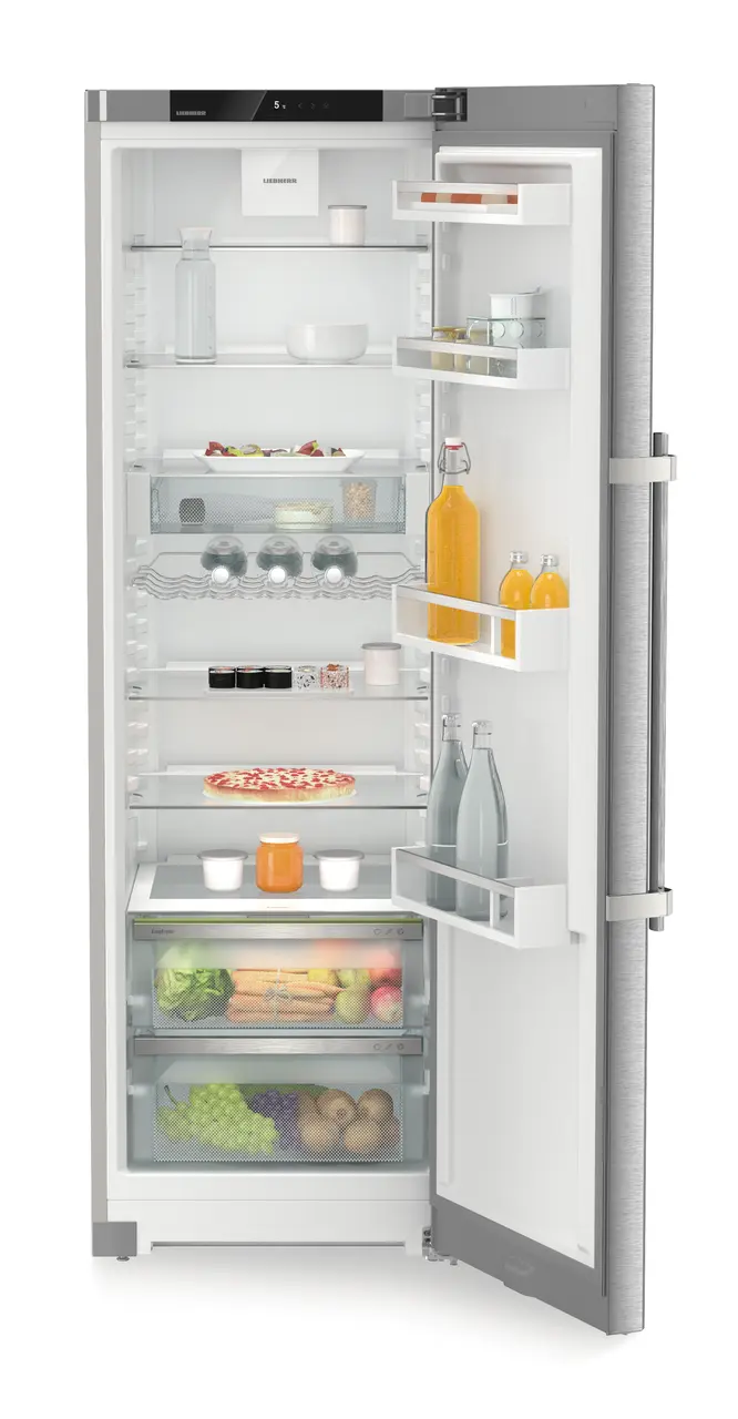 Изображение продукции, Перспектива: Прямо, с открытой дверцей, с продуктами, Холодильный шкаф с EasyFresh, Цвет корпуса: серебристый, Цвет дверцы: нержавеющая сталь