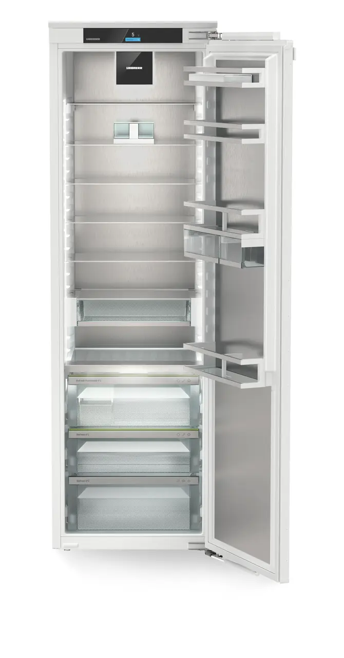 Product image, Perspective: straight open empty, Integratable refrigerator with BioFresh Professional