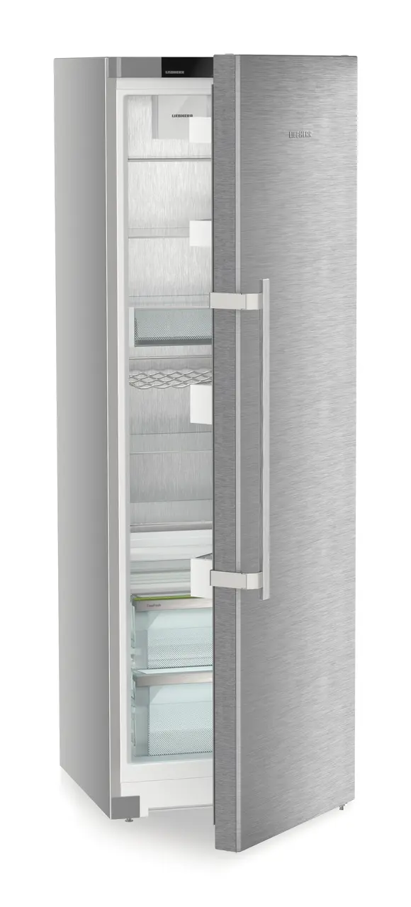Product image, Perspective: oblique half-open empty, Freestanding fridge with EasyFresh, Casing colour: silver, Door colour: stainless steel