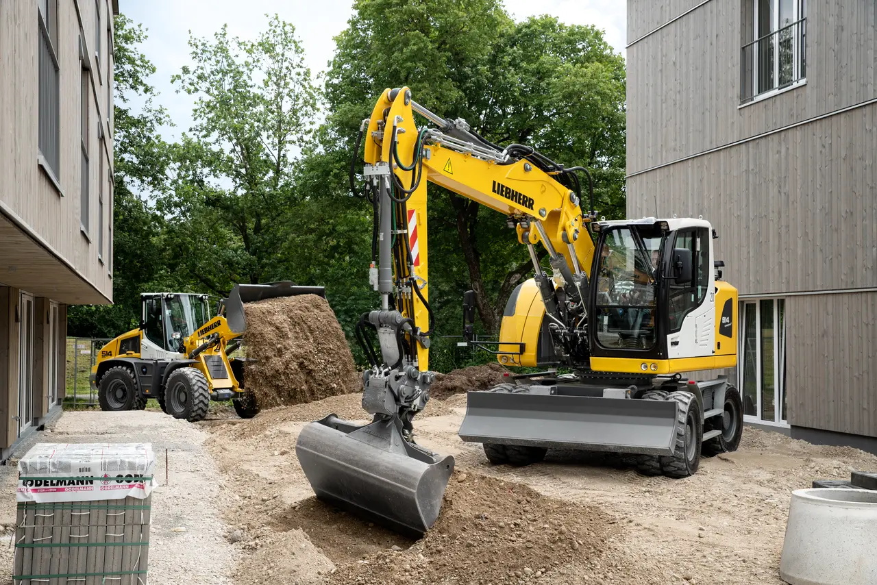 A 914 Compact Litronic Liebherr