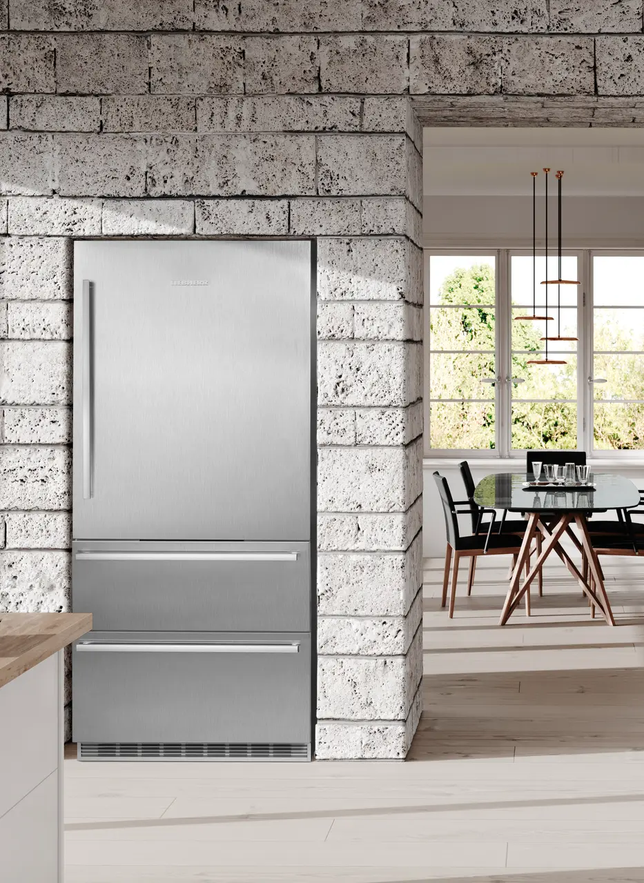 Product image, Perspective: milieu, Fridge-freezer with NoFrost, Casing colour: stainless steel, Door colour: stainless steel
