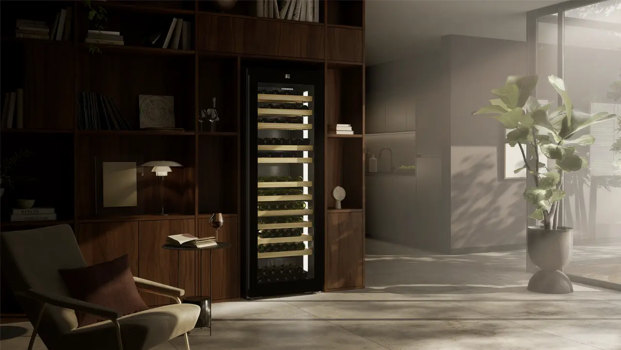 Product image, Perspective: milieu, Multi-temperature wine cabinet, Casing colour: black, Door colour: GlassBlack